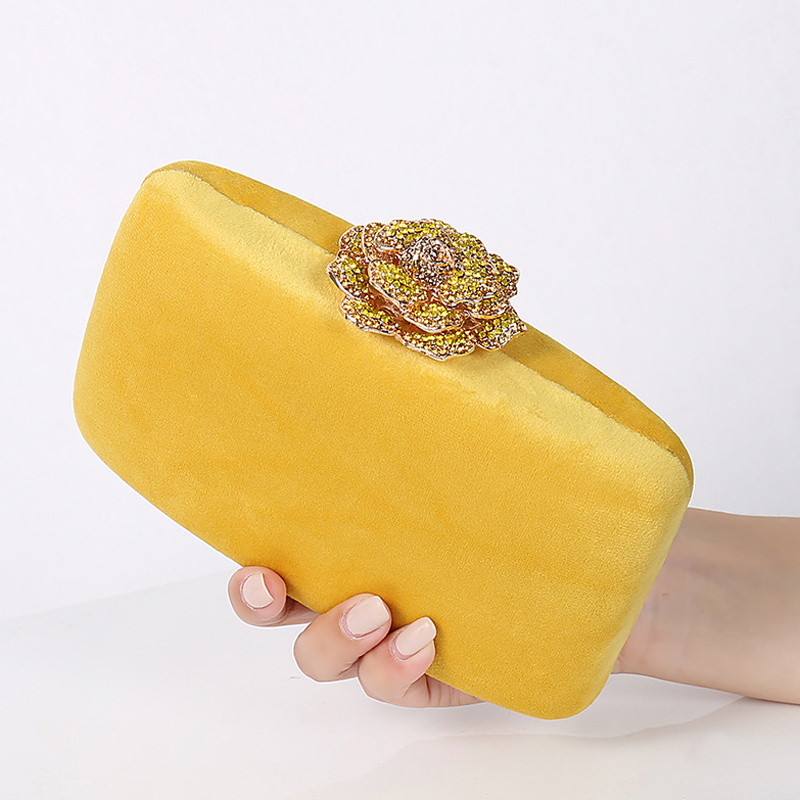 Fuzzy Tote Bag Bridal Party Cl - огляд і ціна Luxury Bags Yellow
