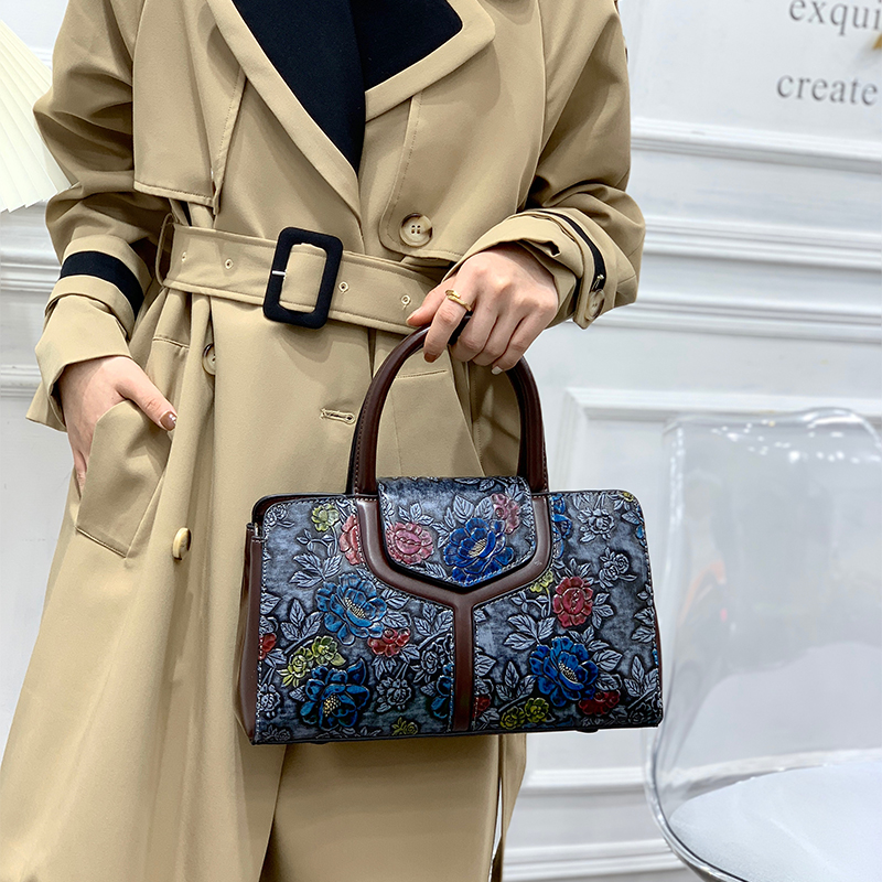 Vintage Floral Embossed Boston - огляд і ціна Luxury Bags That Are Vegan