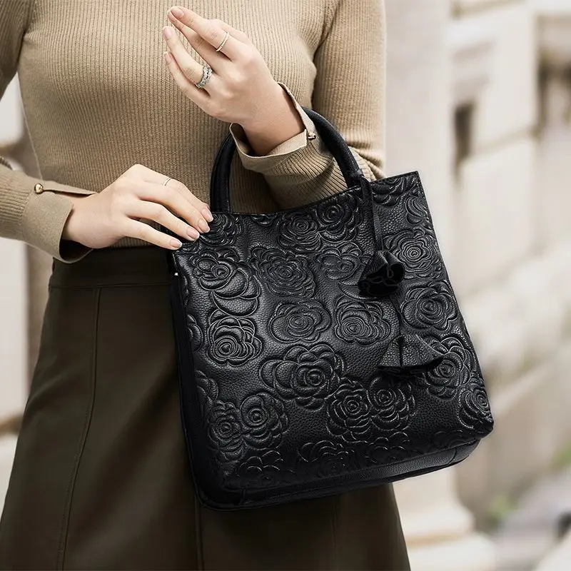 Light luxury elegant retro wom - огляд і ціна Luxury Bags That Are Vegan