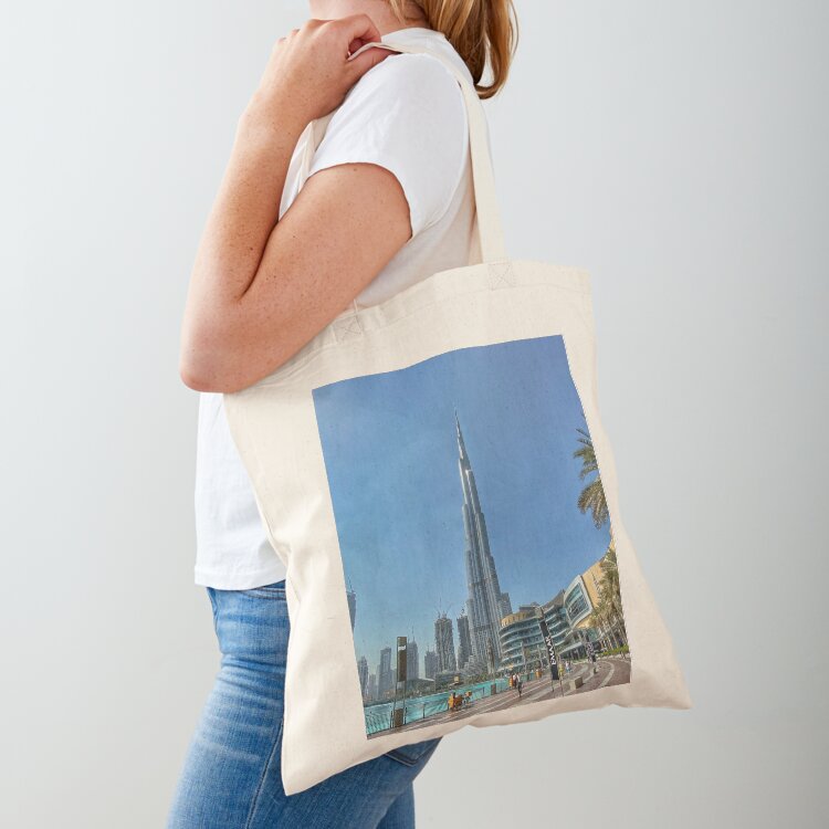 Dubai, Burj khalifa photograph - огляд і ціна Luxury Bags In Dubai