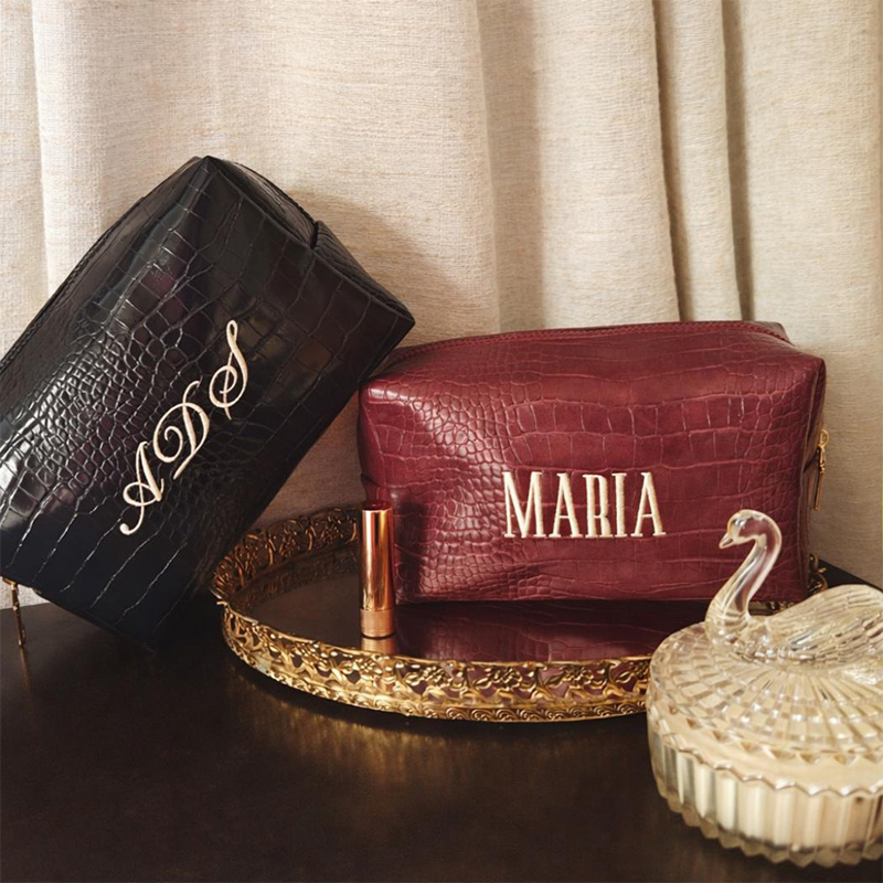 Embroidered Croc Makeup Bag Pe - огляд і ціна Luxury Bags That Are Vegan